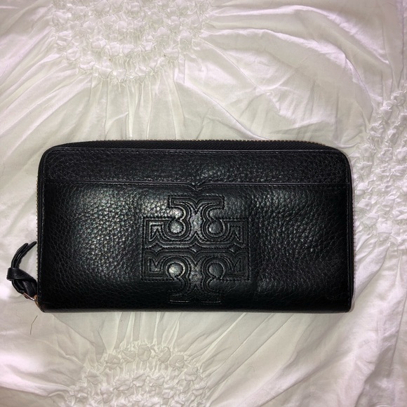 Tory Burch Handbags - Black Tory Burch Wallet